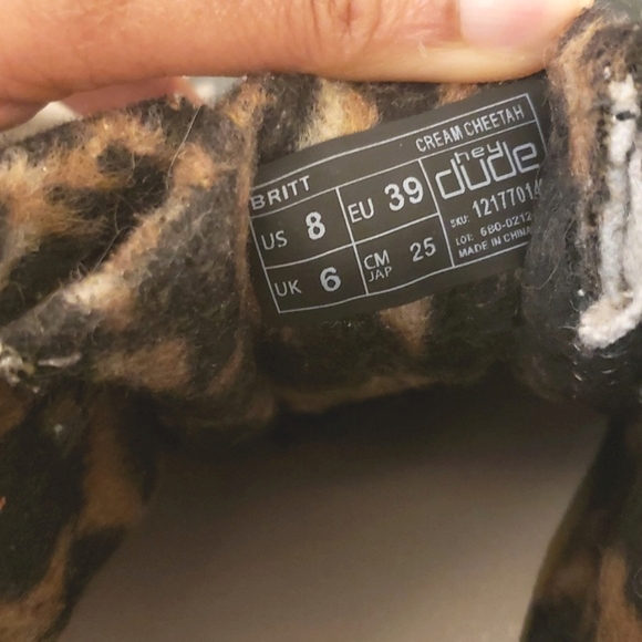 Hey Dude Lace Up Shoes Cream Cheetah Britt Faux Fur Trim Lace Up 8 Convertible - Picture 12 of 12